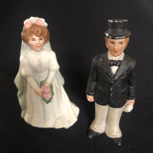 Vintage Lefton Bride & Groom Wedding Cake Toppers - Picture 6 of 6